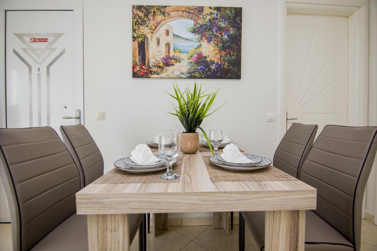 Kasta Bnb Ofrínion Esterno foto