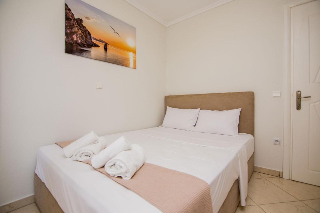 Kasta Bnb Ofrínion Esterno foto